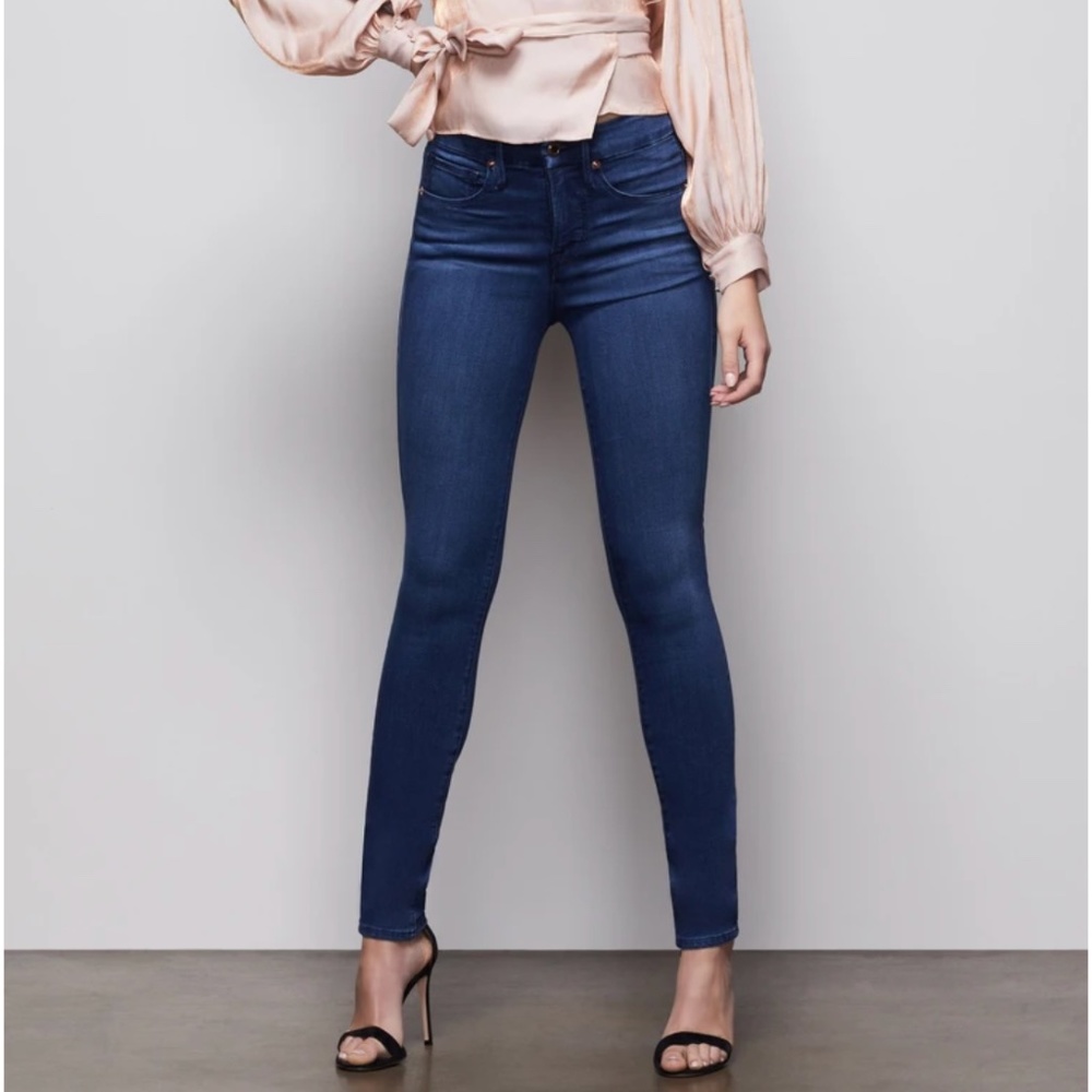 NWT - Good American Good Legs jeans - size 16
